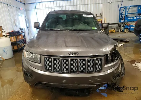 2015 Jeep Grand Cherokee Laredo z USA, uszkodzony, nr VIN 1C4RJFAG7FC627658